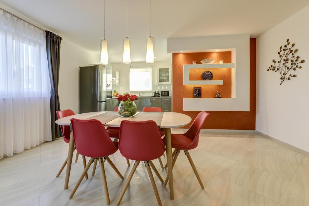 Viras Luxury Holiday Premantura Exterior foto